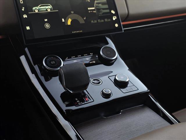 Used 2023 Land Rover Range Rover Sport SE image 23