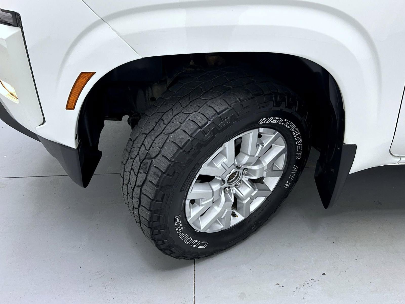 Used 2022 Nissan Frontier SV image 23