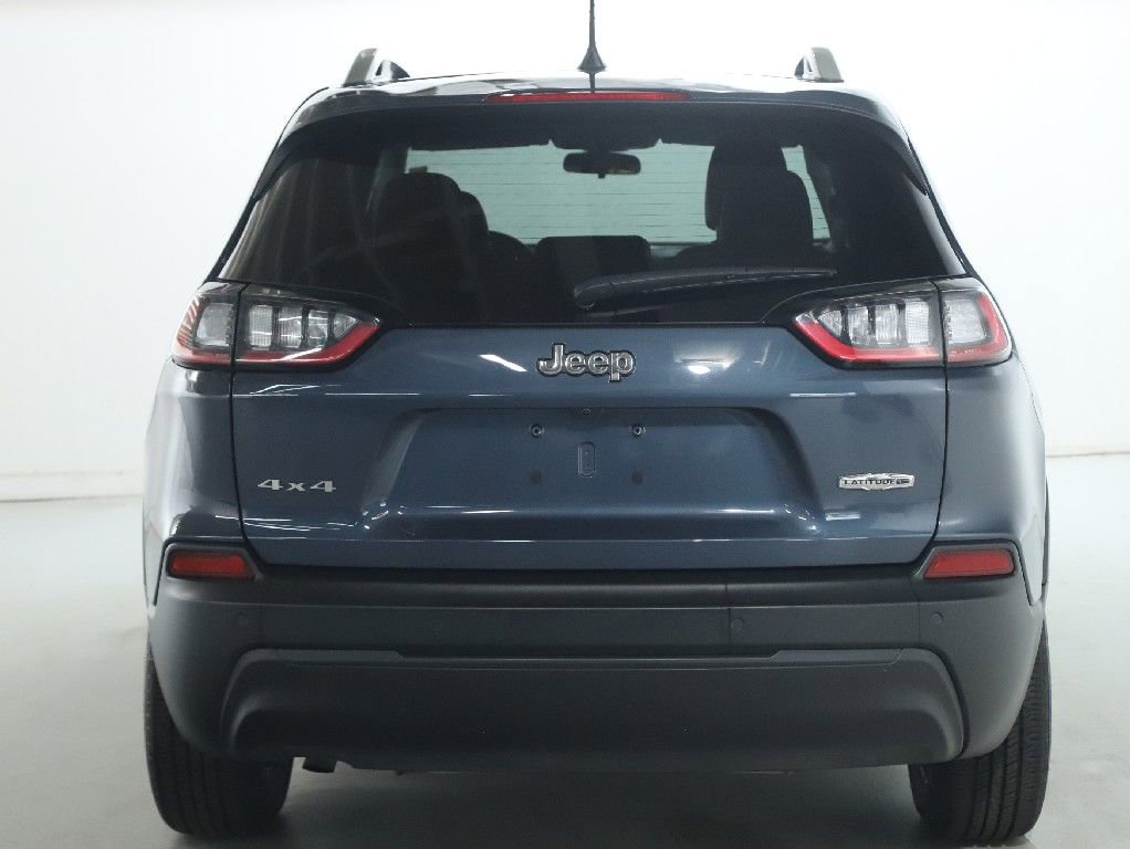 Used 2019 Jeep Cherokee Latitude Plus w/ Cold Weather Group AWD/4WD image 42