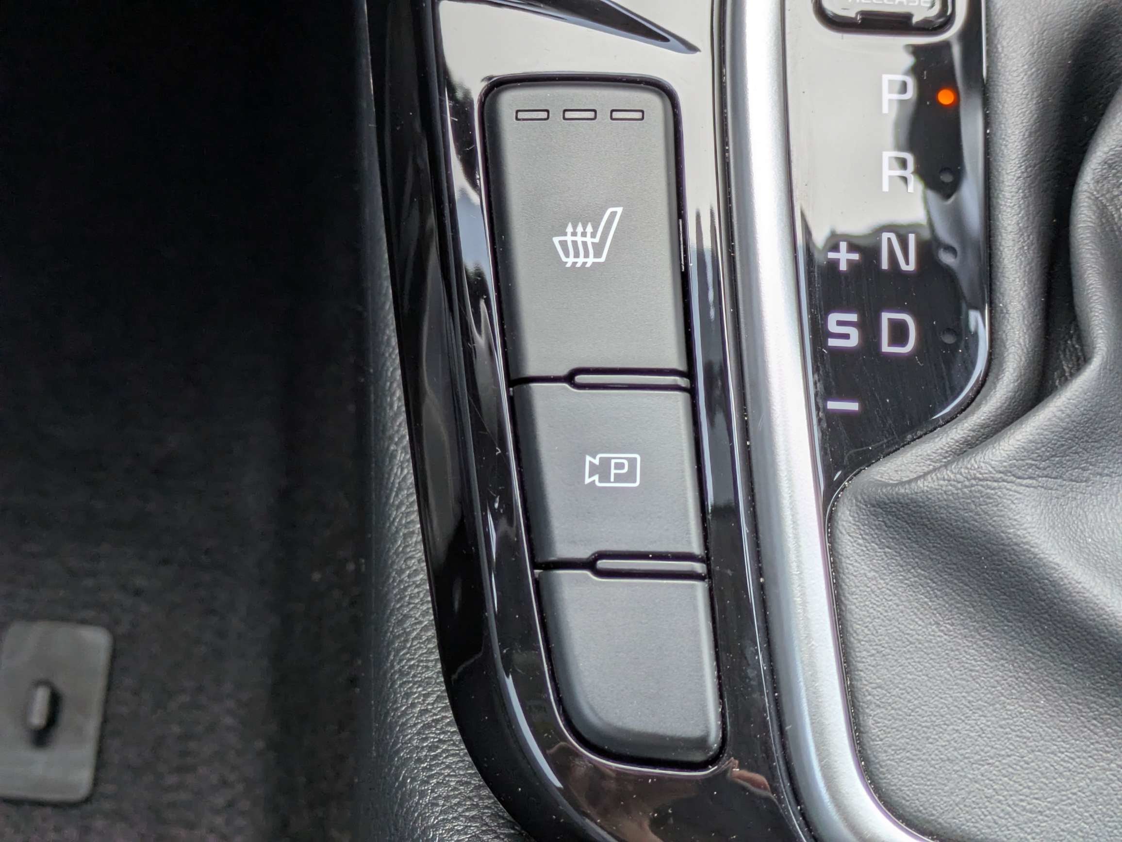 Certified 2024 Kia Seltos EX FWD image 28