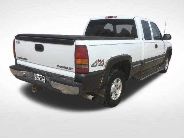 Used 2000 Chevrolet Silverado 1500 LS w/ Firm Ride Suspension Pkg AWD/4WD image 4