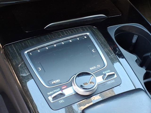 Used 2017 Audi Q7 3.0T Premium Plus AWD/4WD image 20