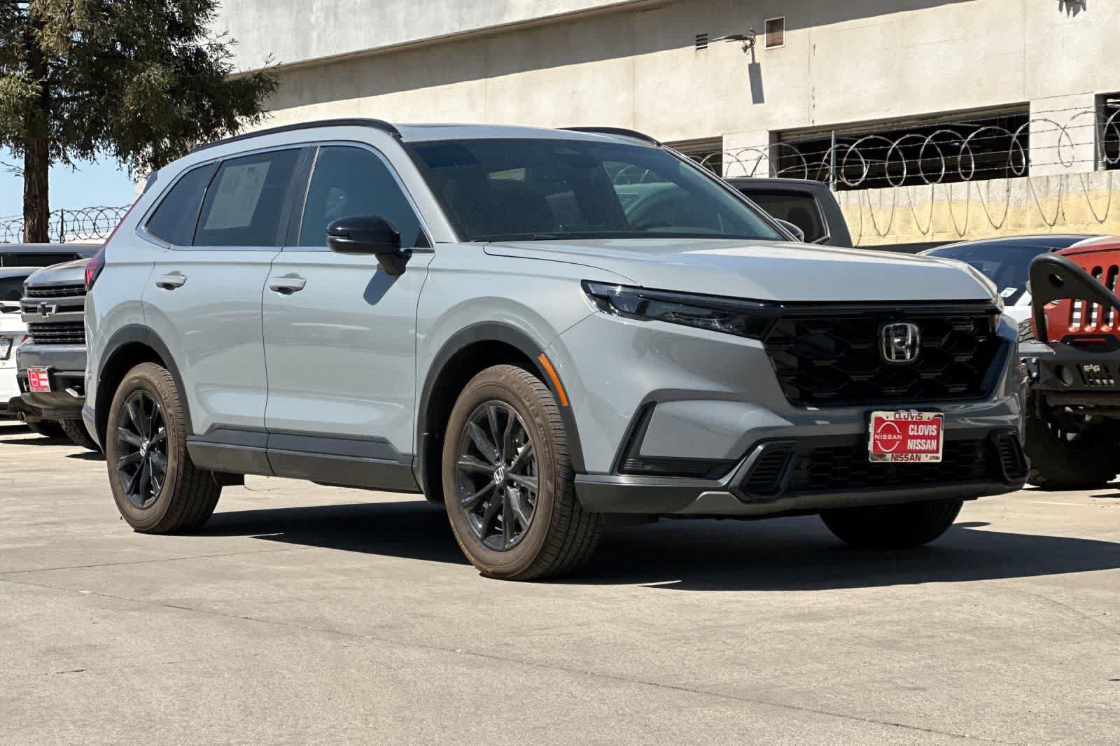 Used 2025 Honda CR-V Sport-L image 10