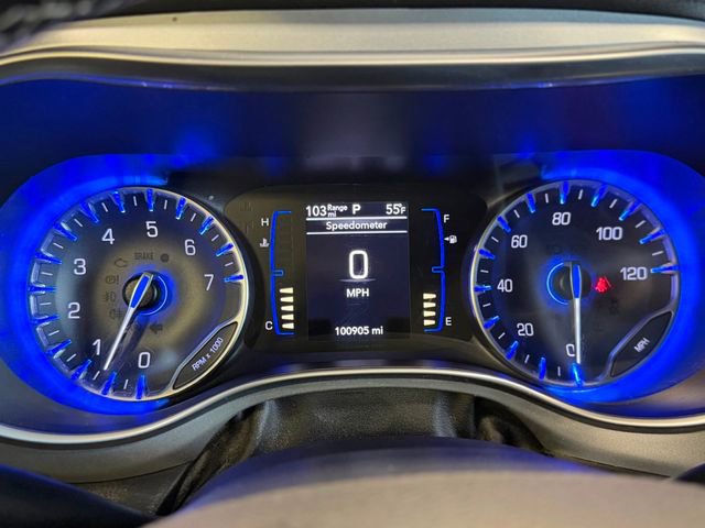 Used 2019 Chrysler Pacifica Touring Plus w/ S Appearance Package FWD image 29