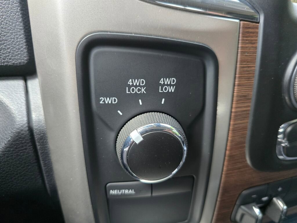 Used 2016 RAM 3500 Laramie w/ Convenience Group image 28