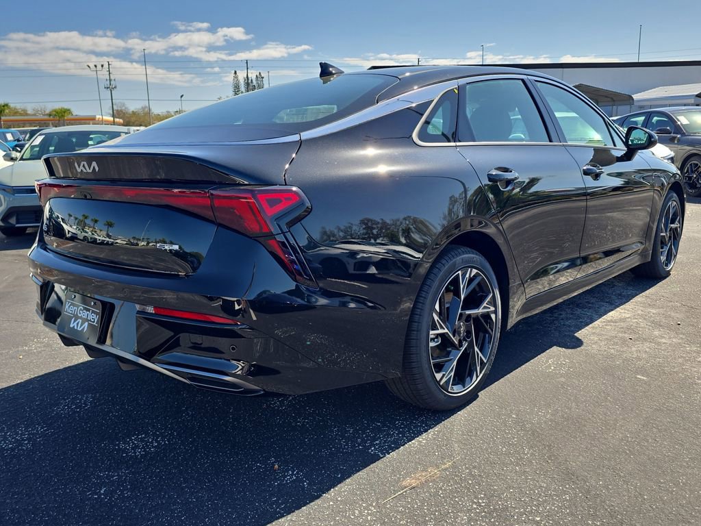 New 2026 Kia K5 GT-Line image 8