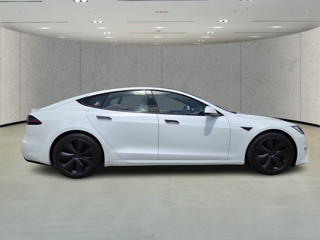 Used 2023 Tesla Model S image 2