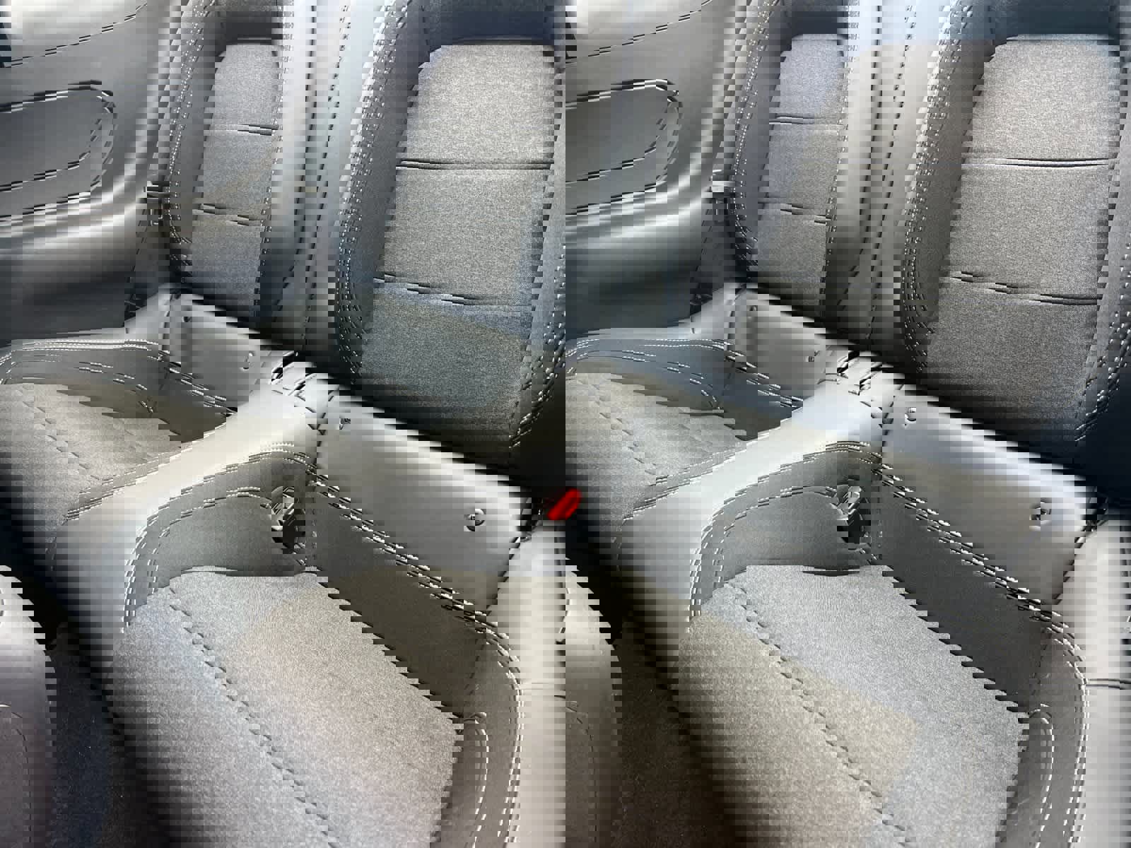 Used 2024 Ford Mustang Coupe image 4