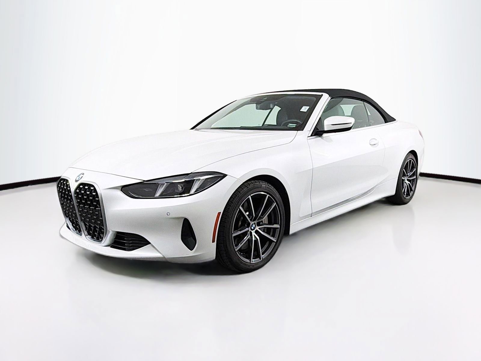 Used 2025 BMW 430i Convertible RWD image 6