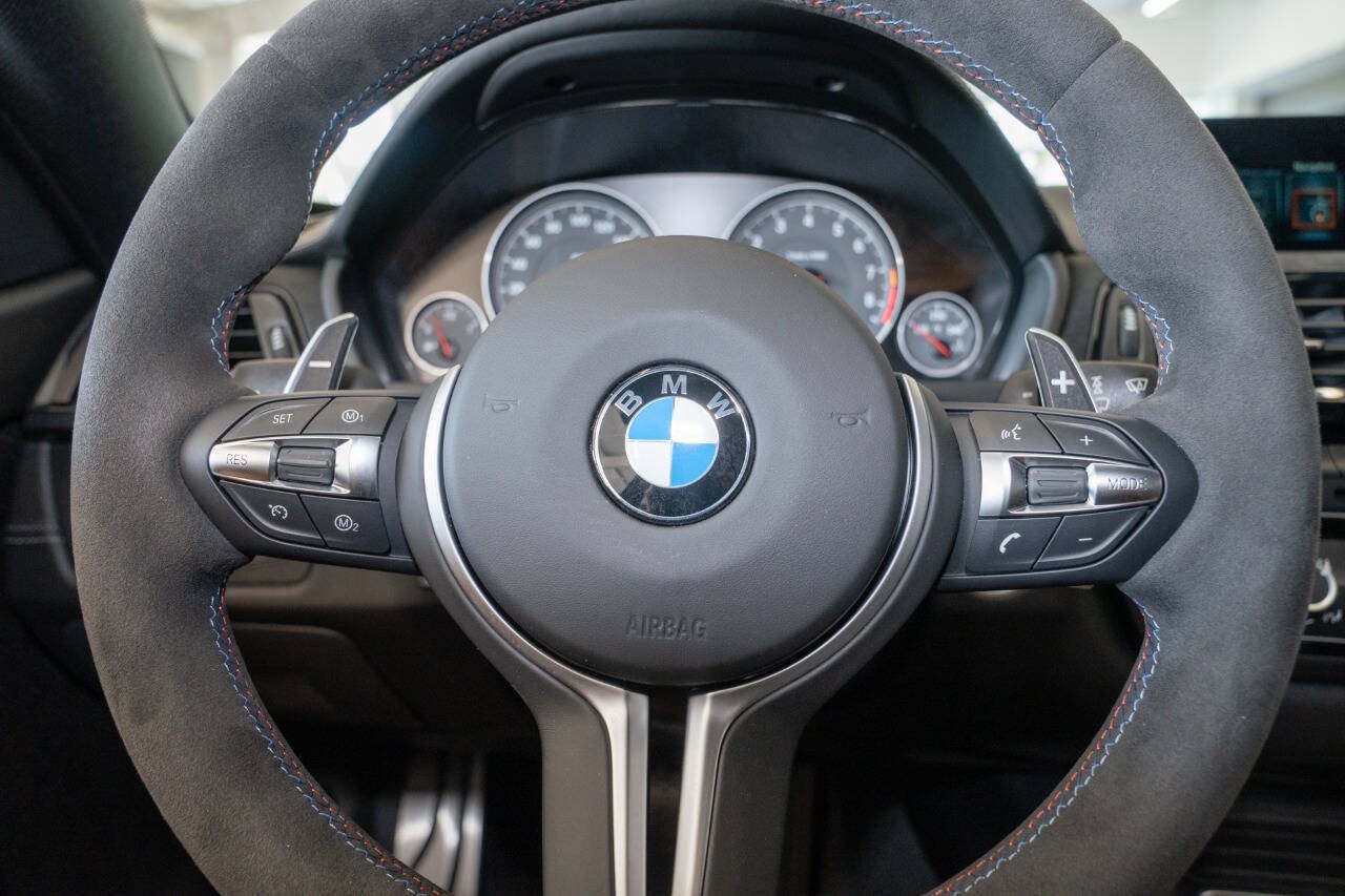 Used 2016 BMW M4 GTS RWD image 40