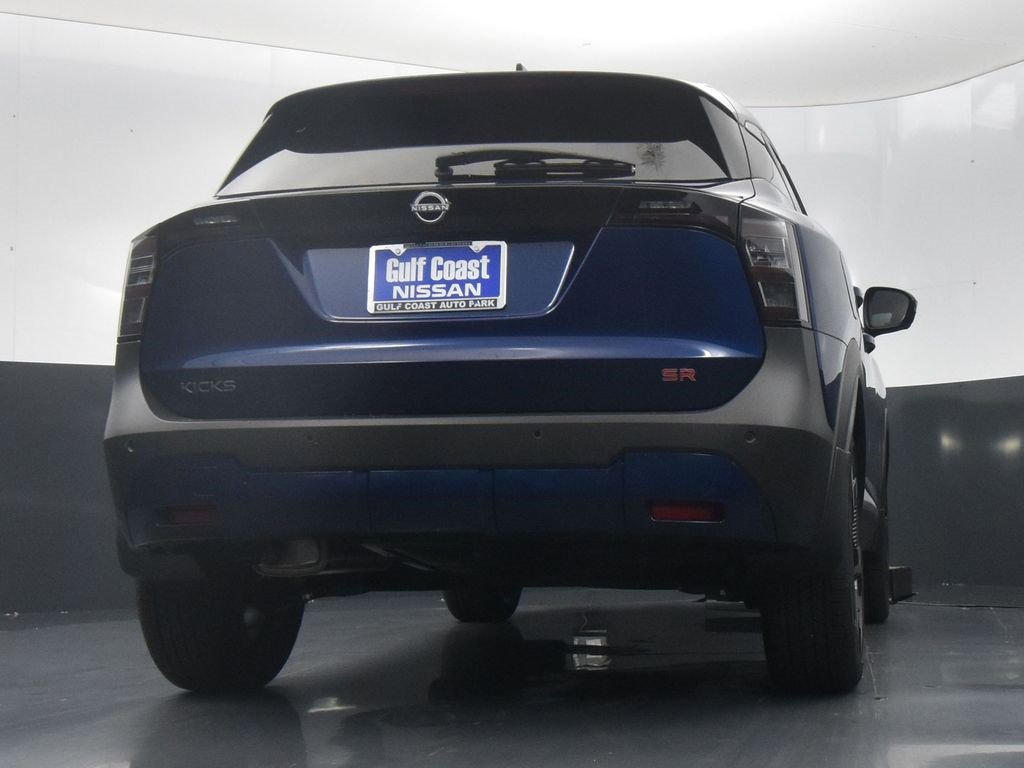 Certified 2025 Nissan Kicks SR image 28