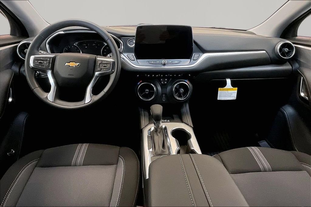 New 2026 Chevrolet Blazer LT w/ Convenience Package FWD image 6