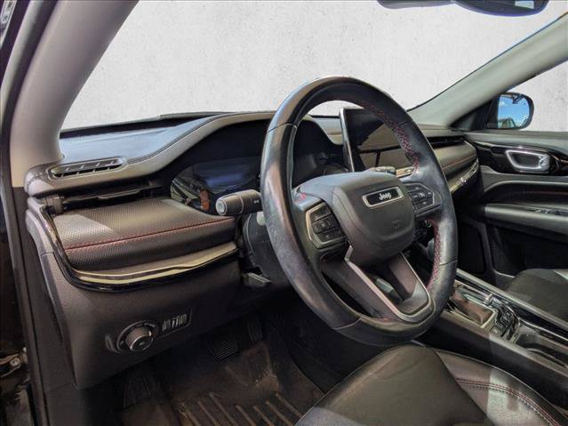 Used 2022 Jeep Compass Trailhawk w/ Trailhawk Convenience Group AWD/4WD image 8