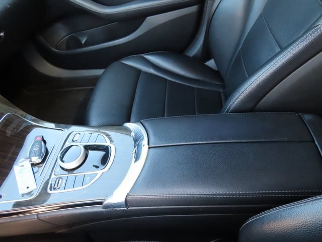 Used 2018 Mercedes-Benz C 300 4MATIC Sedan image 16