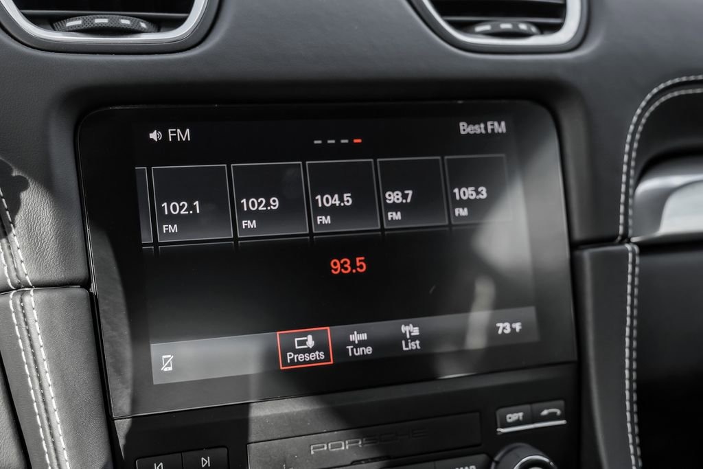 Used 2025 Porsche 718 Cayman RWD image 27
