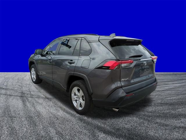 Used 2021 Toyota RAV4 XLE FWD image 6