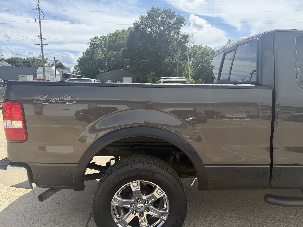 Used 2005 Ford F150 XLT AWD/4WD image 9
