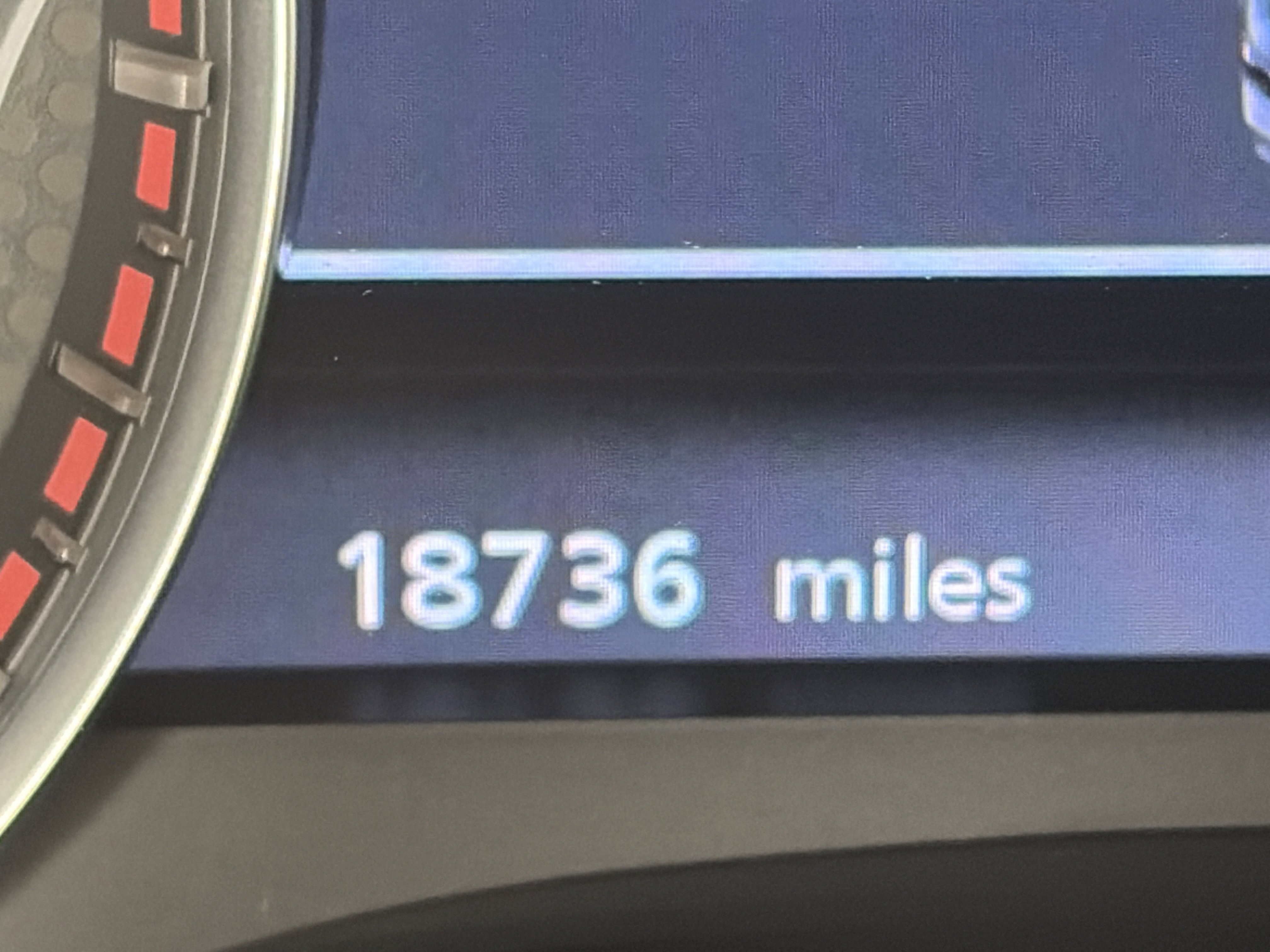 Certified 2023 Nissan Armada SL w/ Captain's Chairs Package image 5