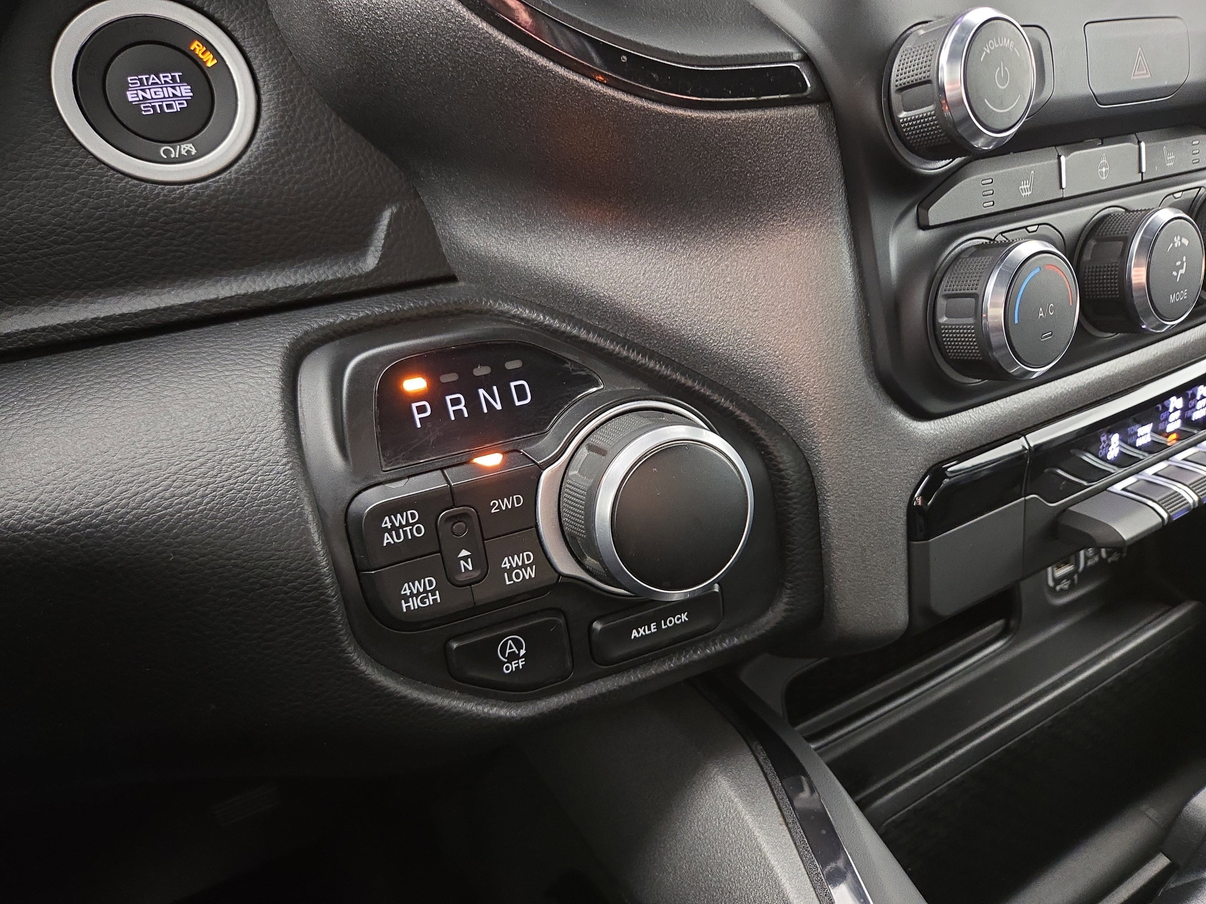 Used 2023 RAM 1500 Big Horn image 23