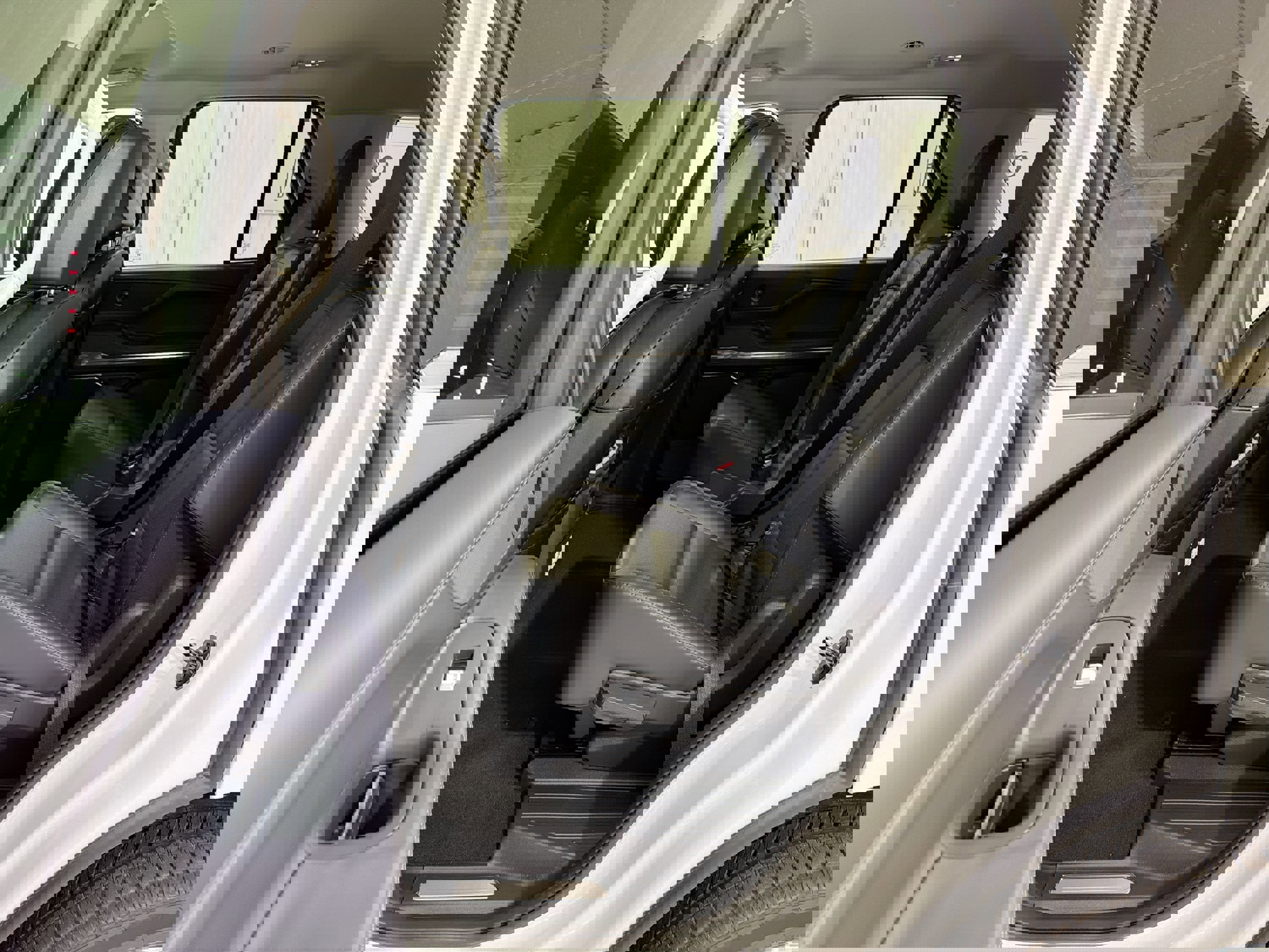 New 2026 Lincoln Navigator Premiere image 24