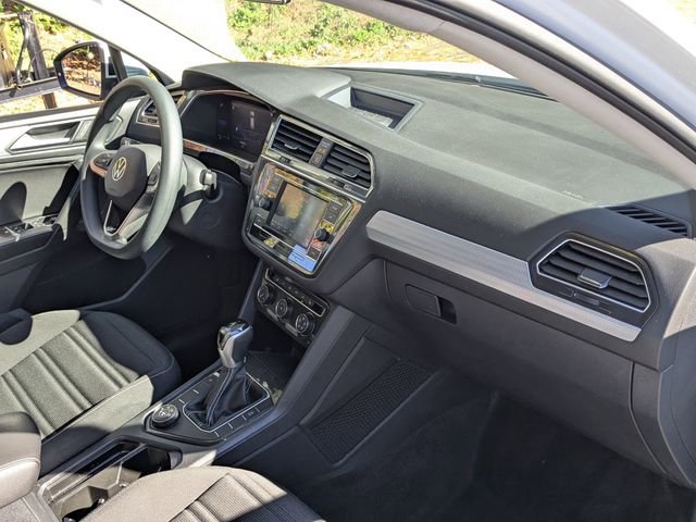Used 2022 Volkswagen Tiguan S image 22