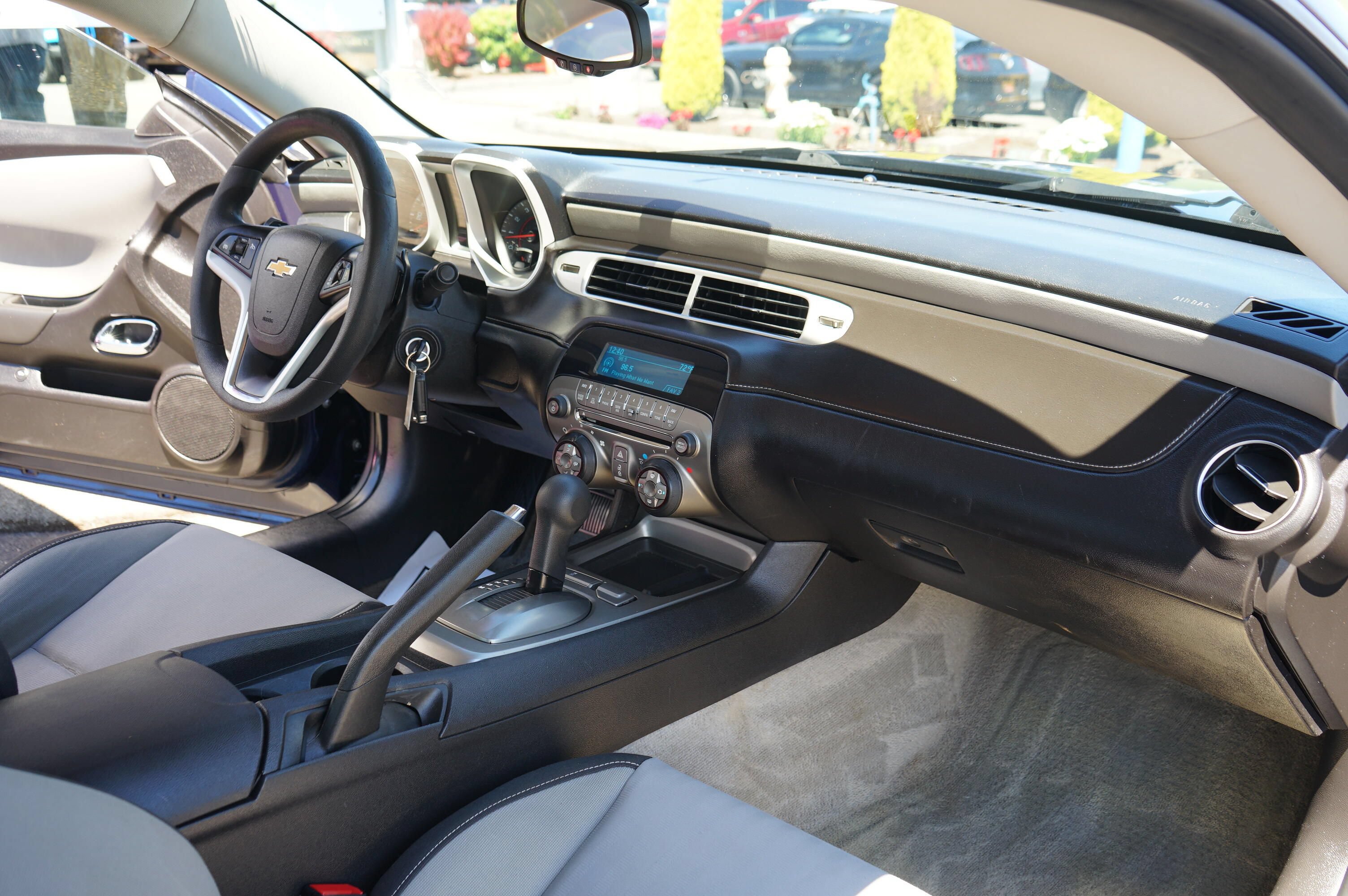 Used 2012 Chevrolet Camaro LS RWD image 13