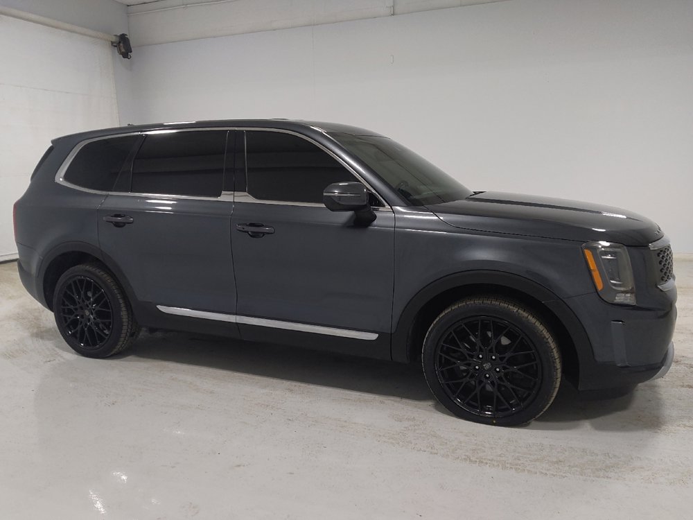 Used 2021 Kia Telluride LX image 11