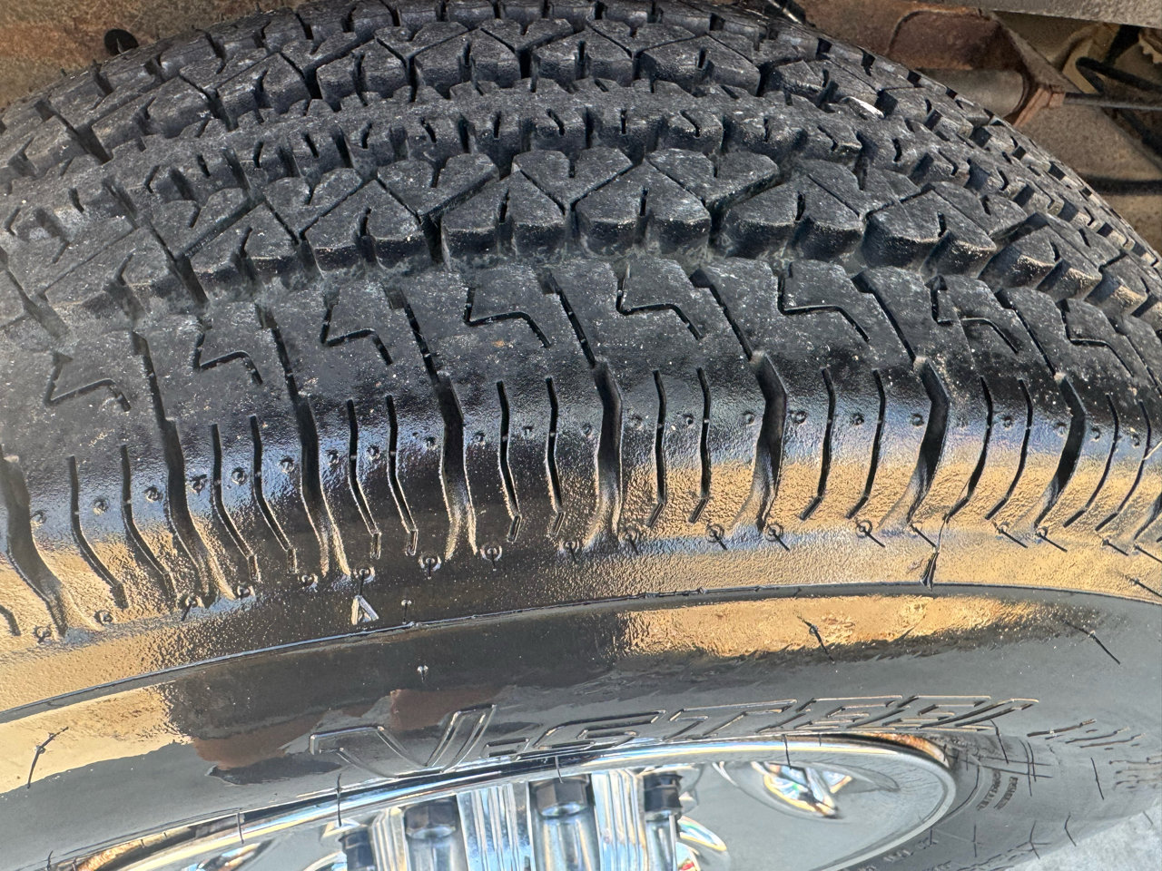 Used 2018 Chevrolet Express 2500 image 10