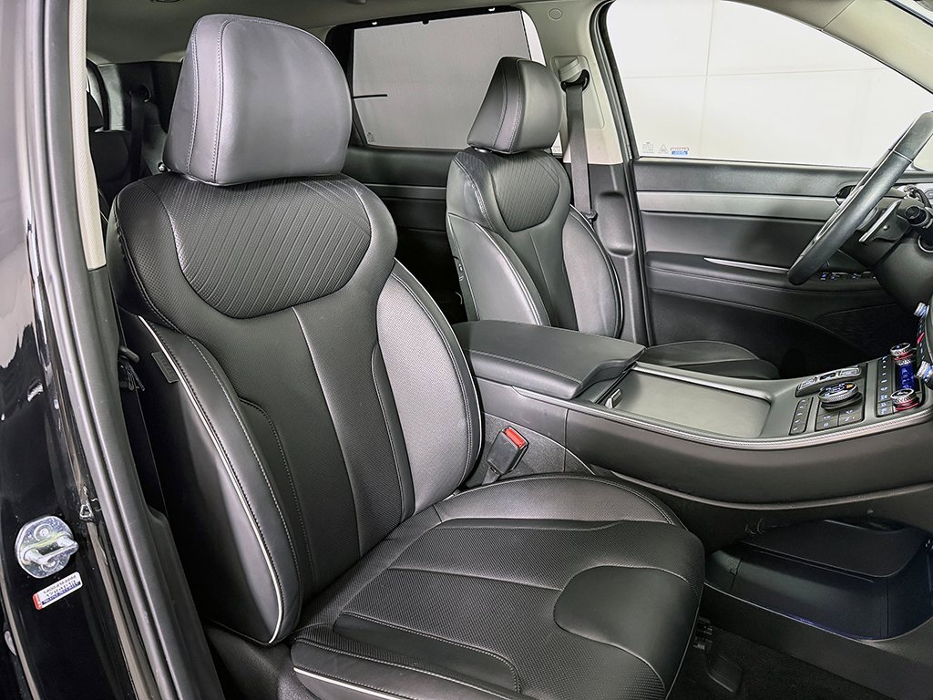 Used 2023 Hyundai Palisade SEL w/ Premium Package image 32