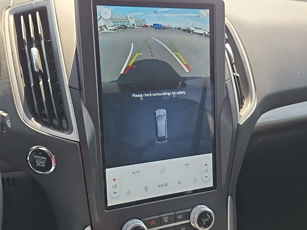 Used 2023 Ford Edge SEL AWD/4WD image 4