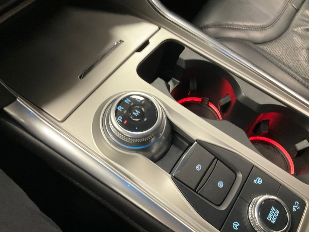 Used 2020 Ford Explorer Platinum w/ Premium Technology Package image 22