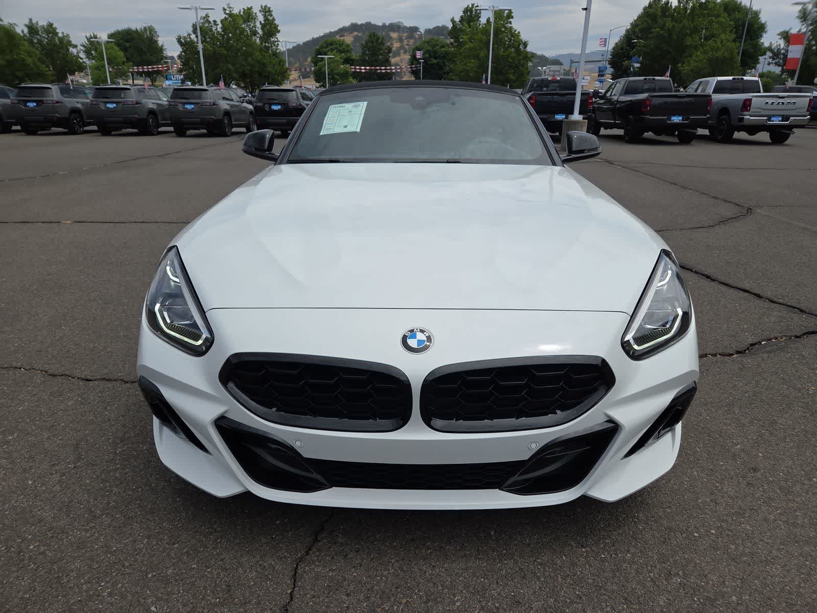 Used 2026 BMW Z4 sDrive30i RWD image 14