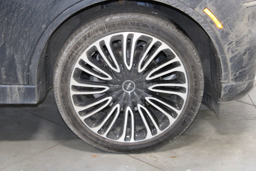 Used 2023 Lincoln Aviator Black Label w/ Dynamic Handling Package image 12