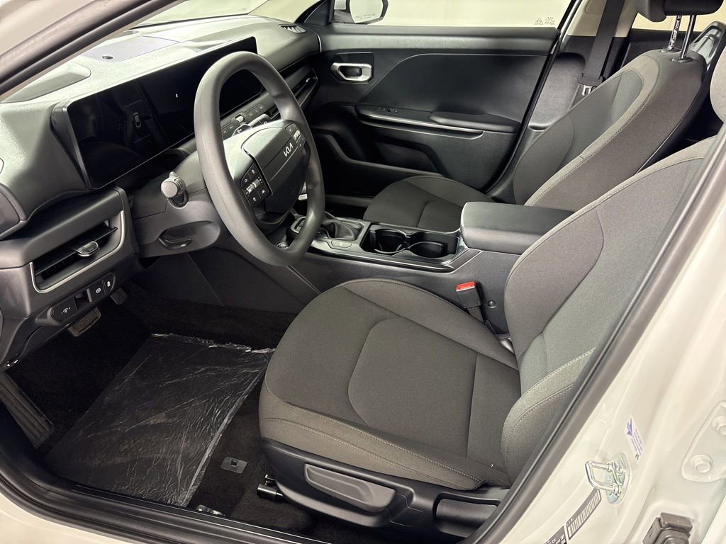 New 2026 Kia K4 FWD image 20