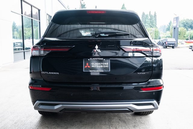 New 2025 Mitsubishi Outlander AWD image 5