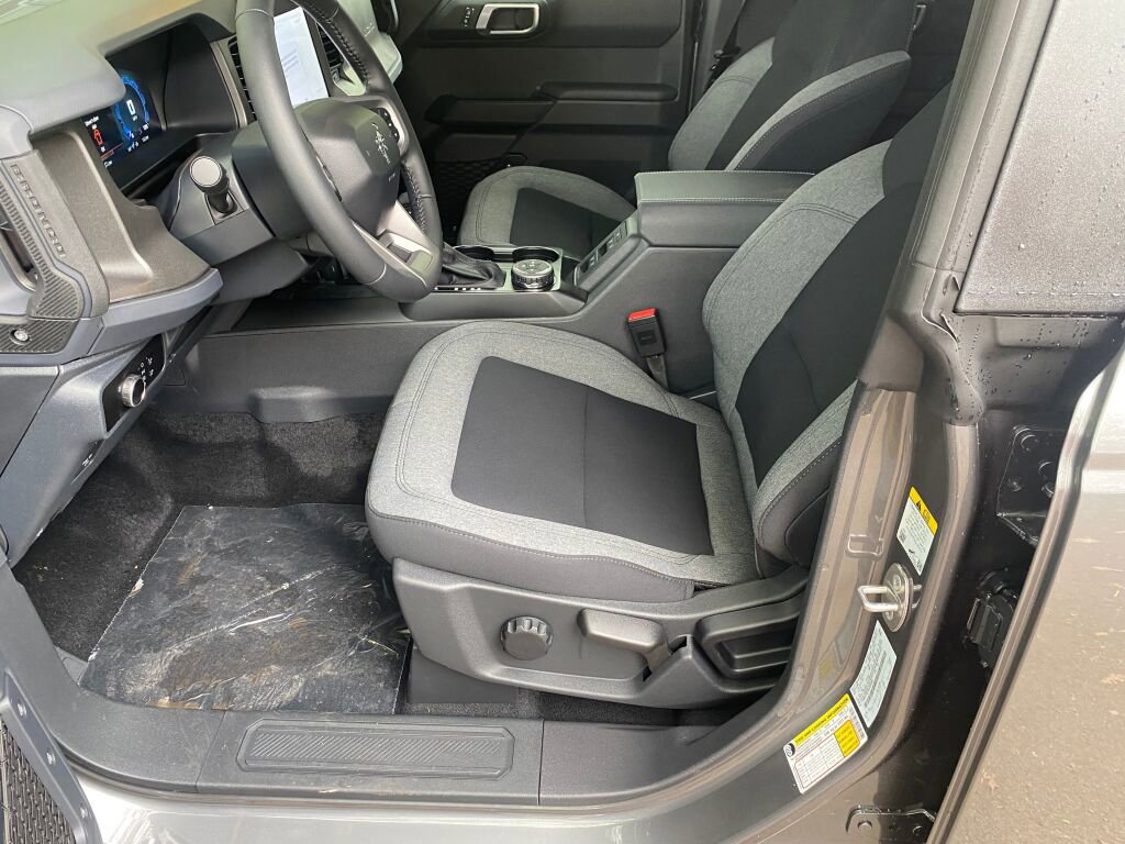 New 2025 Ford Bronco Big Bend image 9