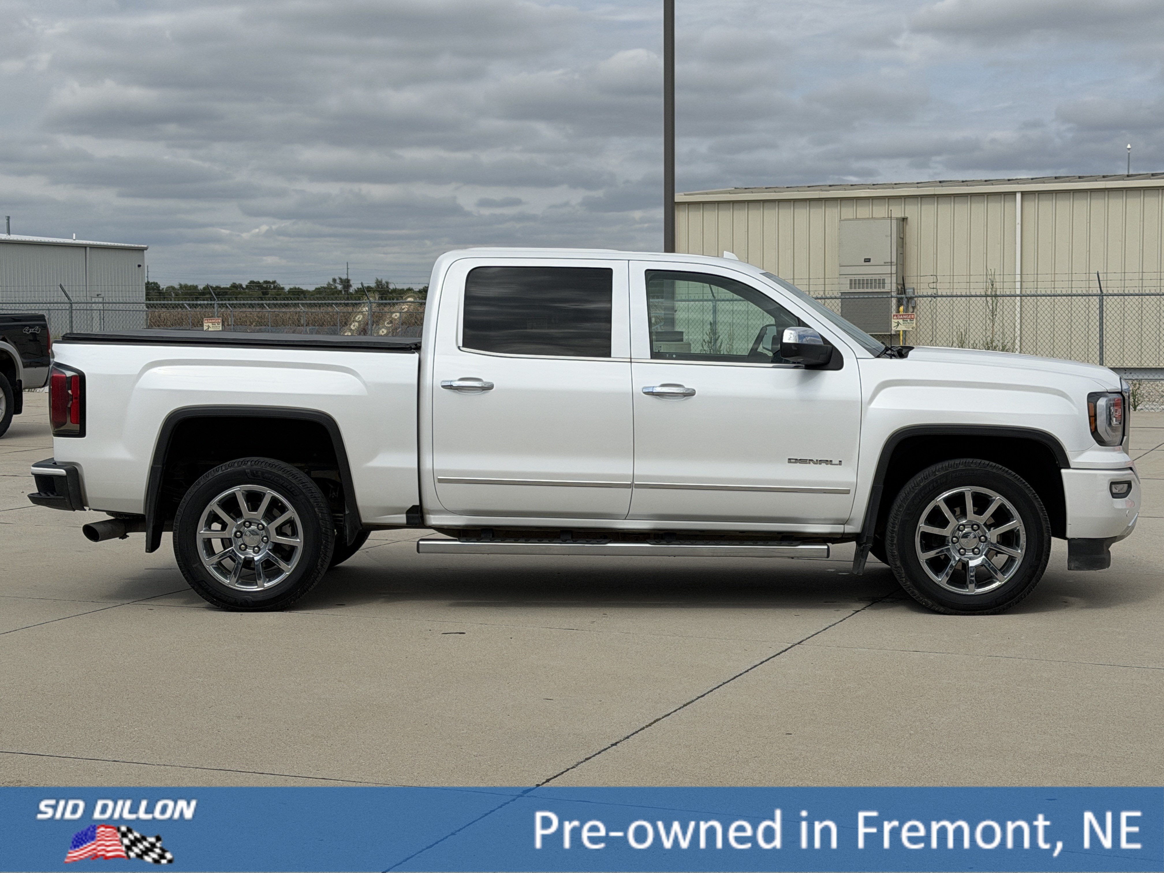 Certified 2018 GMC Sierra 1500 Denali AWD/4WD image 3