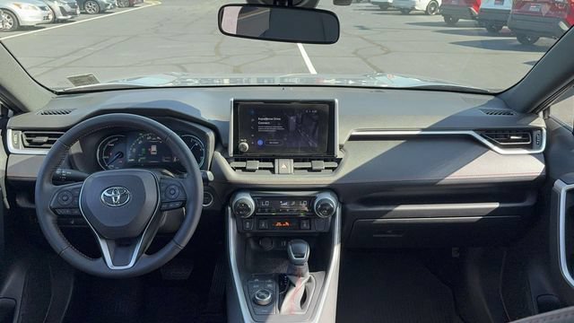 Used 2023 Toyota RAV4 SE w/ Weather & Moonroof Package AWD/4WD image 39