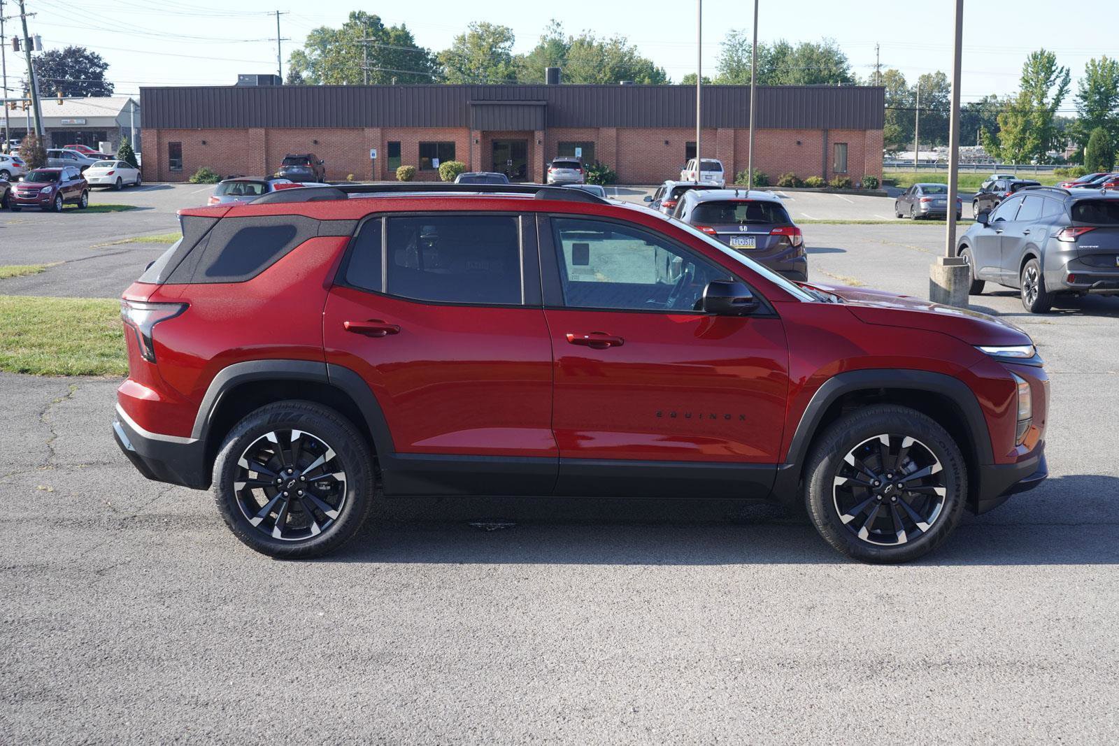 New 2026 Chevrolet Equinox RS image 2