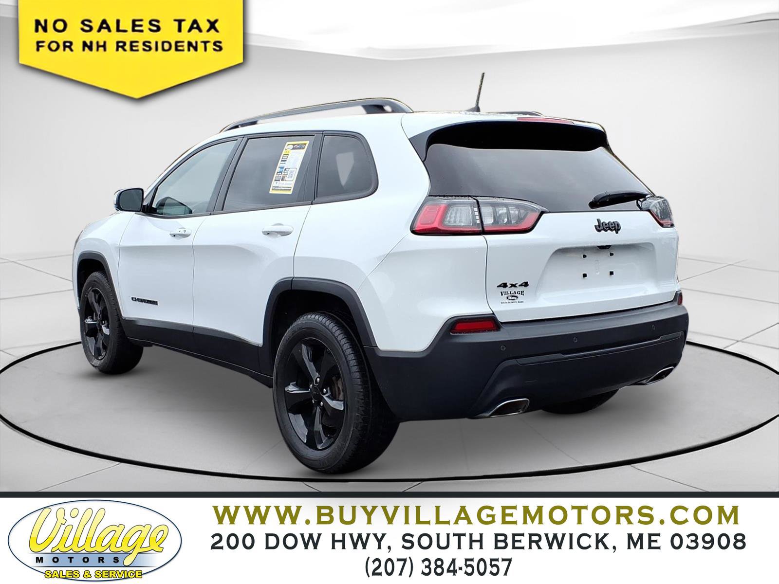Used 2019 Jeep Cherokee Latitude Plus AWD/4WD image 3
