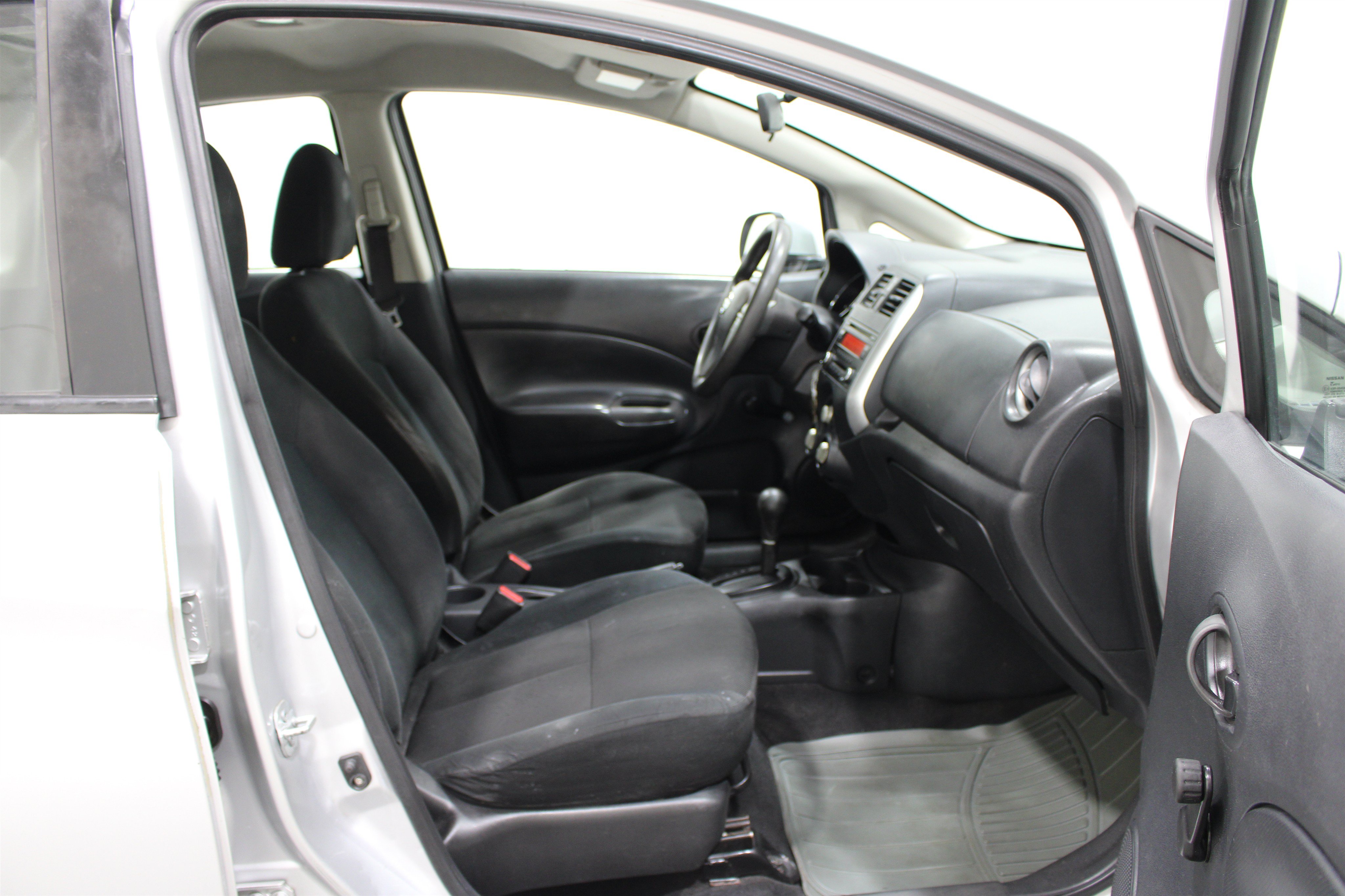 Used 2014 Nissan Versa Note S Plus FWD image 16