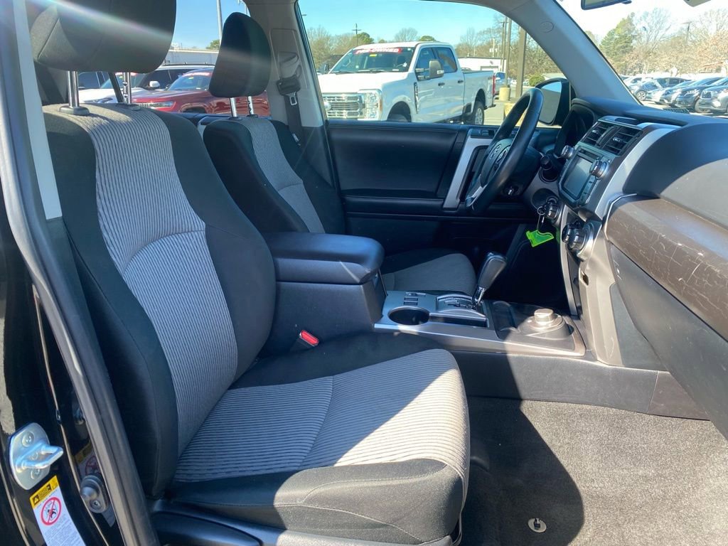 Used 2019 Toyota 4Runner SR5 image 28