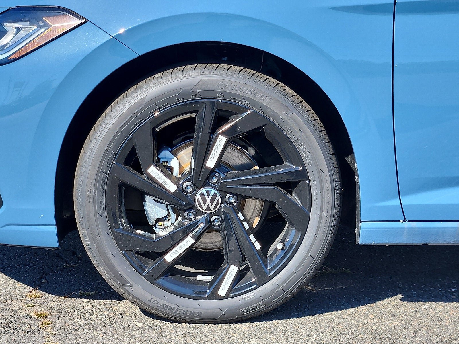 New 2027 Volkswagen Jetta SE FWD image 7