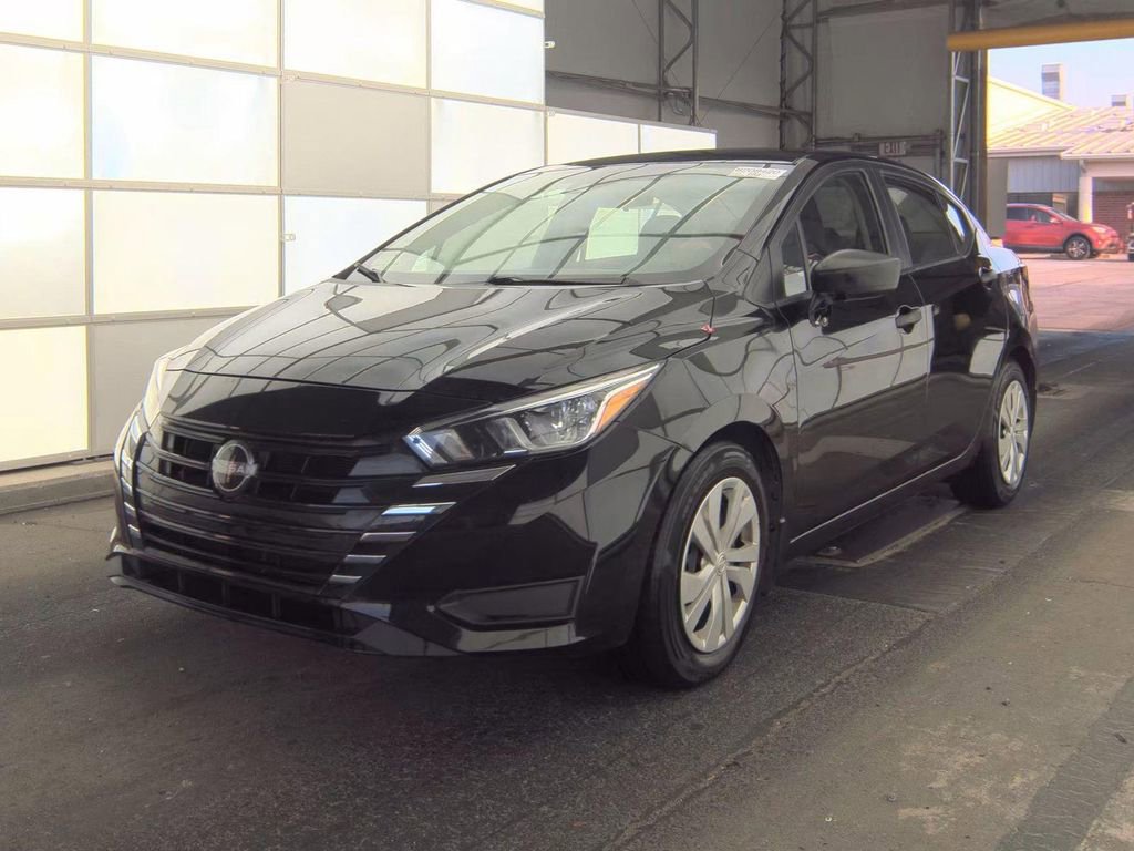 Used 2023 Nissan Versa S w/ Trunk Package