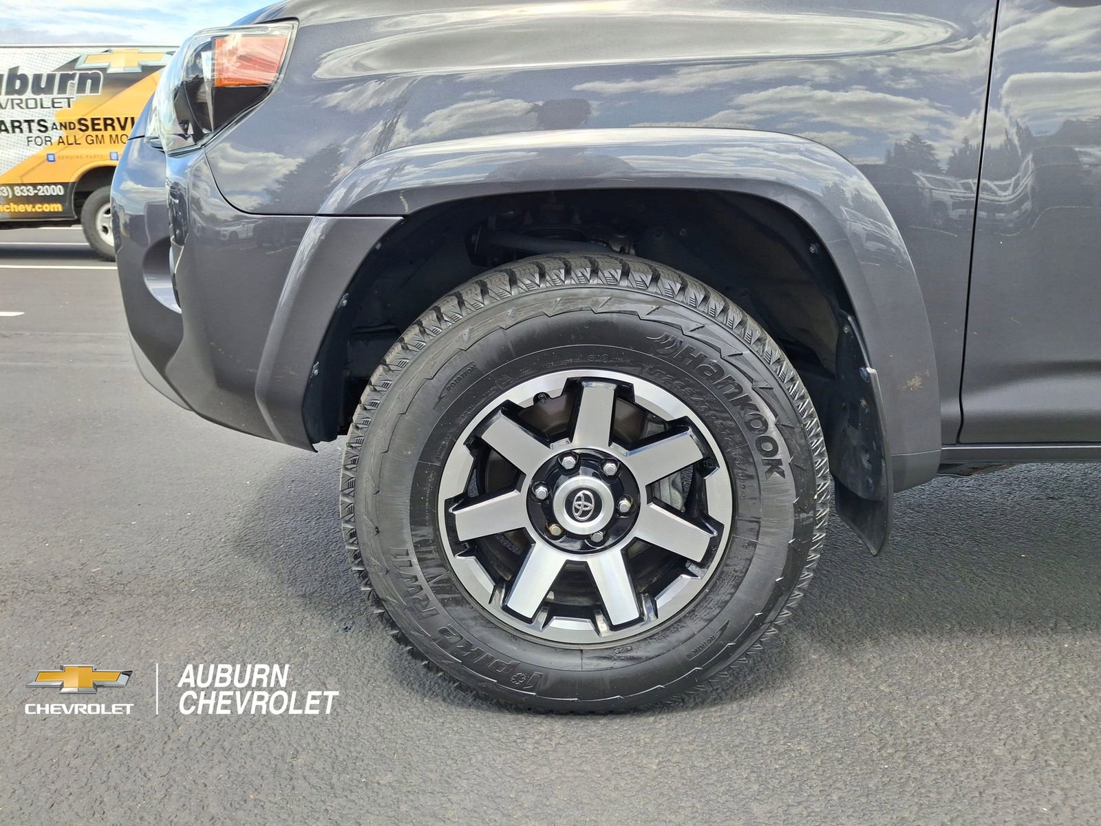 Used 2020 Toyota 4Runner TRD Off-Road Premium AWD/4WD image 25