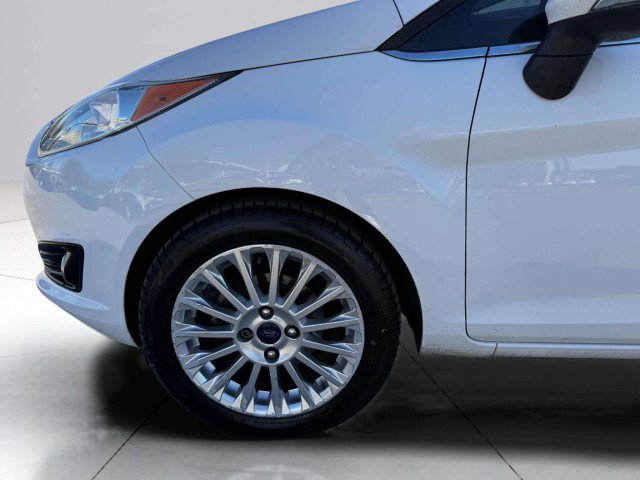 Used 2014 Ford Fiesta Titanium image 50