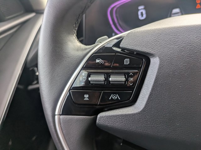 Used 2025 Kia Niro EX FWD image 21