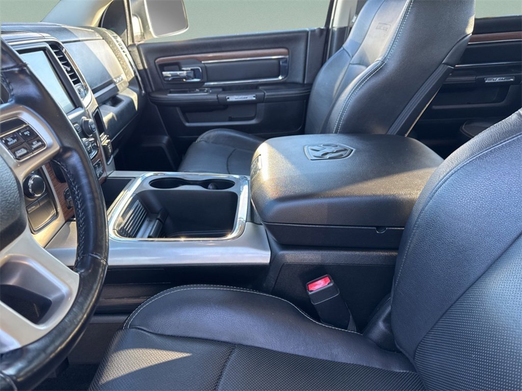 Used 2017 RAM 2500 Laramie w/ Convenience Group image 18