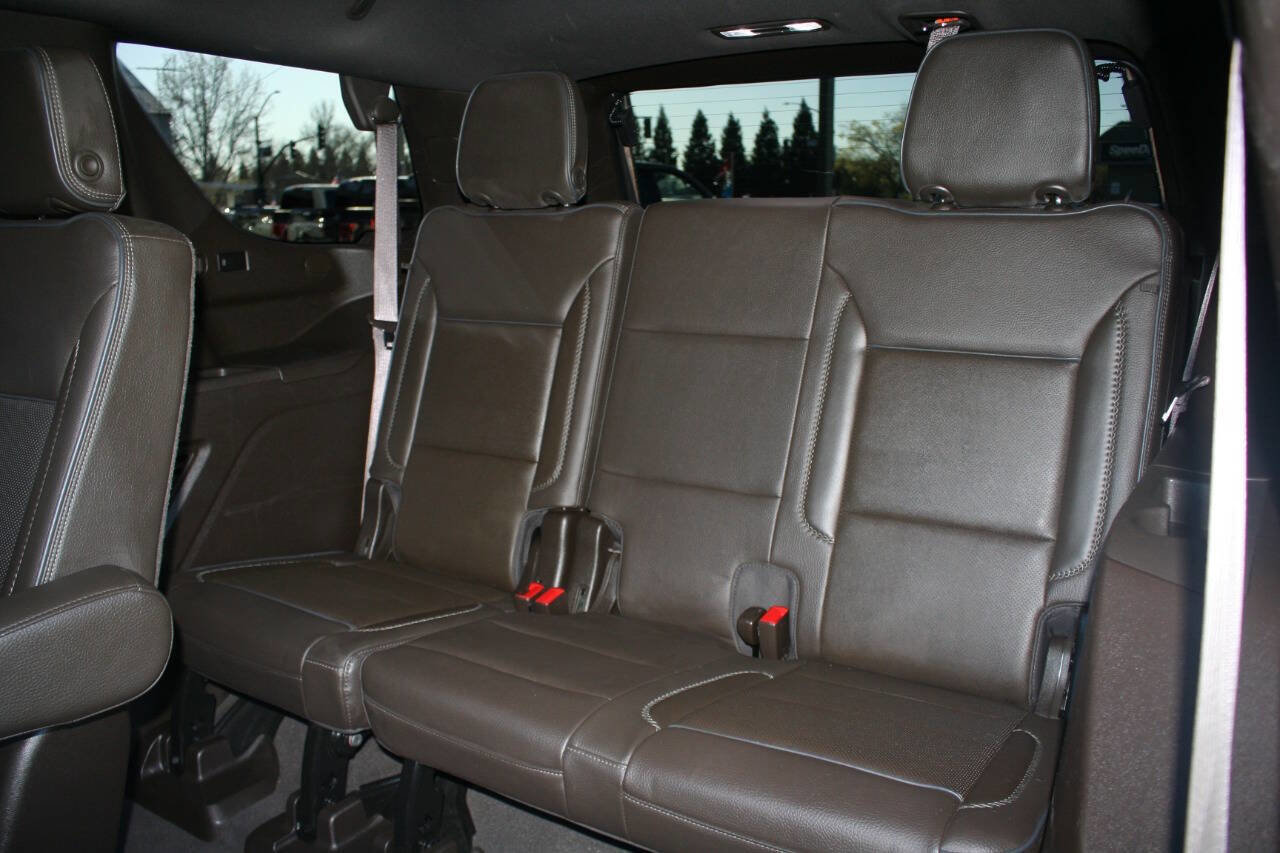 Used 2021 GMC Yukon Denali w/ Denali Premium Package image 41