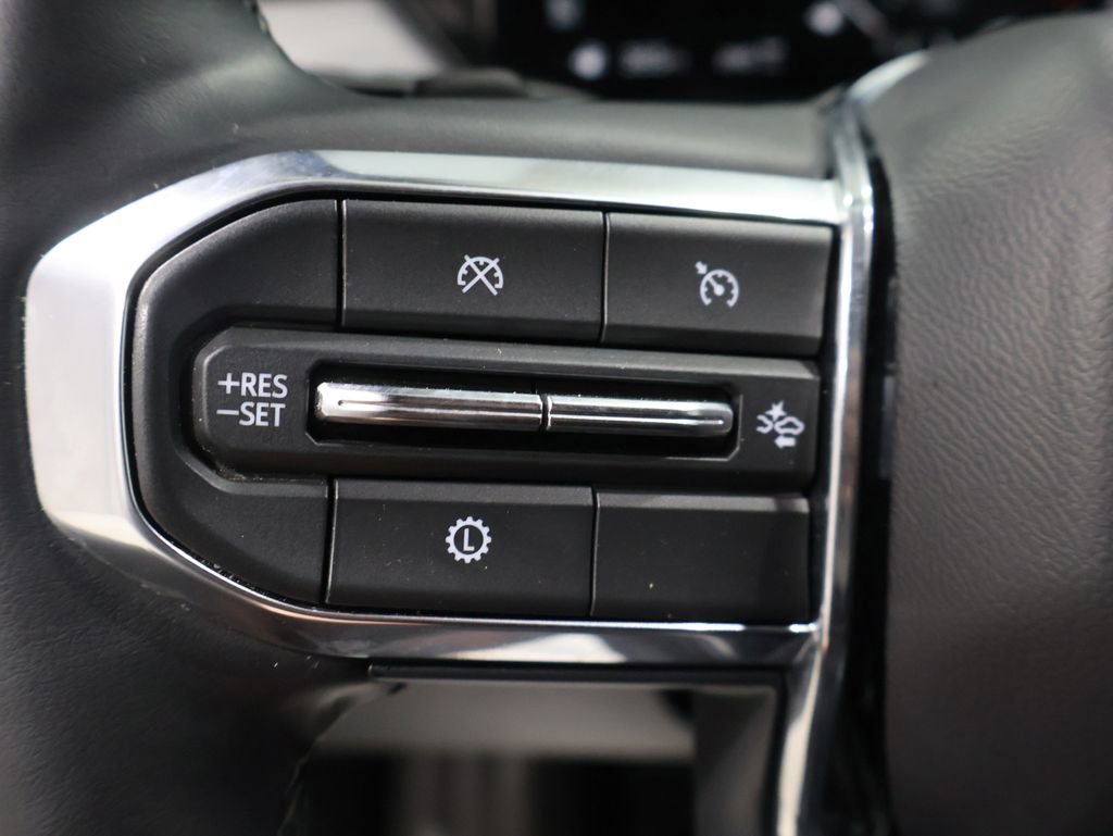 Used 2024 GMC Acadia Elevation image 36